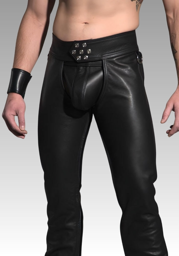 Front view of the black 7-Snaps cowhide chaps with an open front